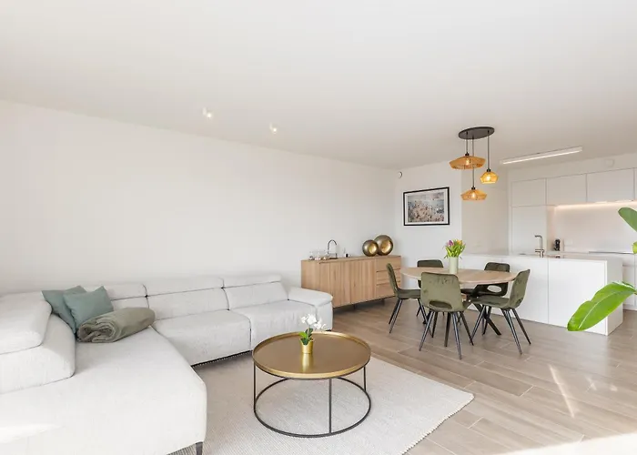 Lecomte - Waves At Sea 56 公寓